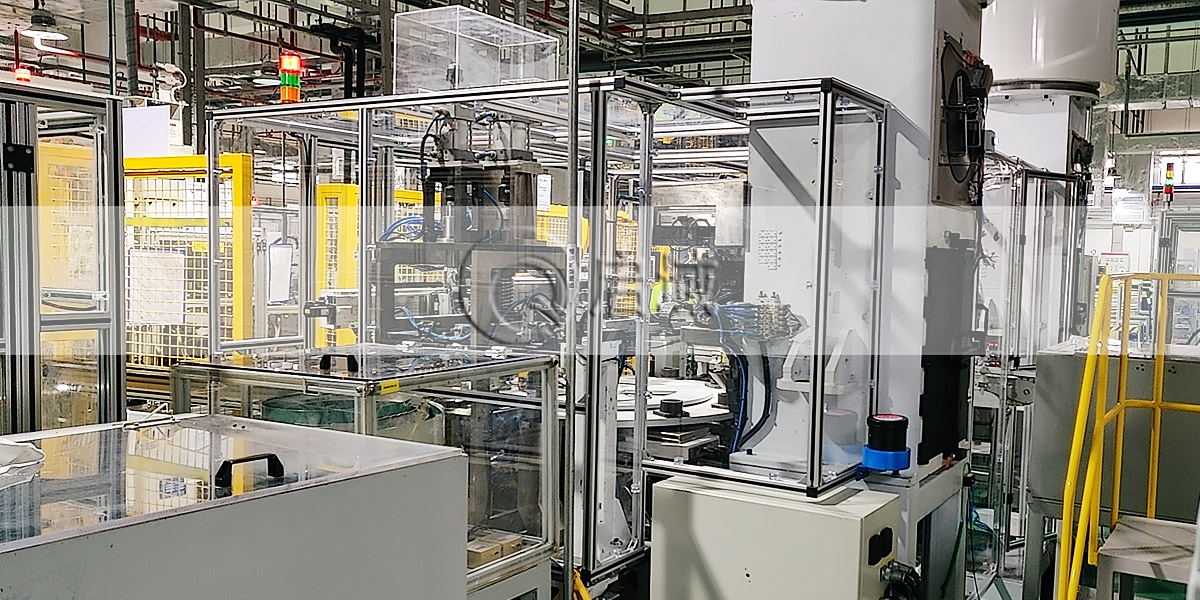 鋁型材設(shè)備防護(hù)罩 鋁型材設(shè)備防護(hù)罩