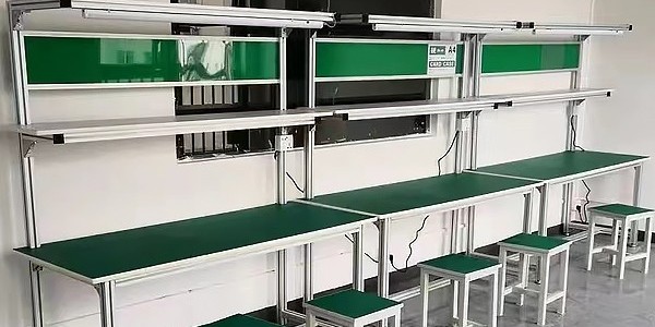 鋁型材工作臺對比不銹鋼工作臺的優勢